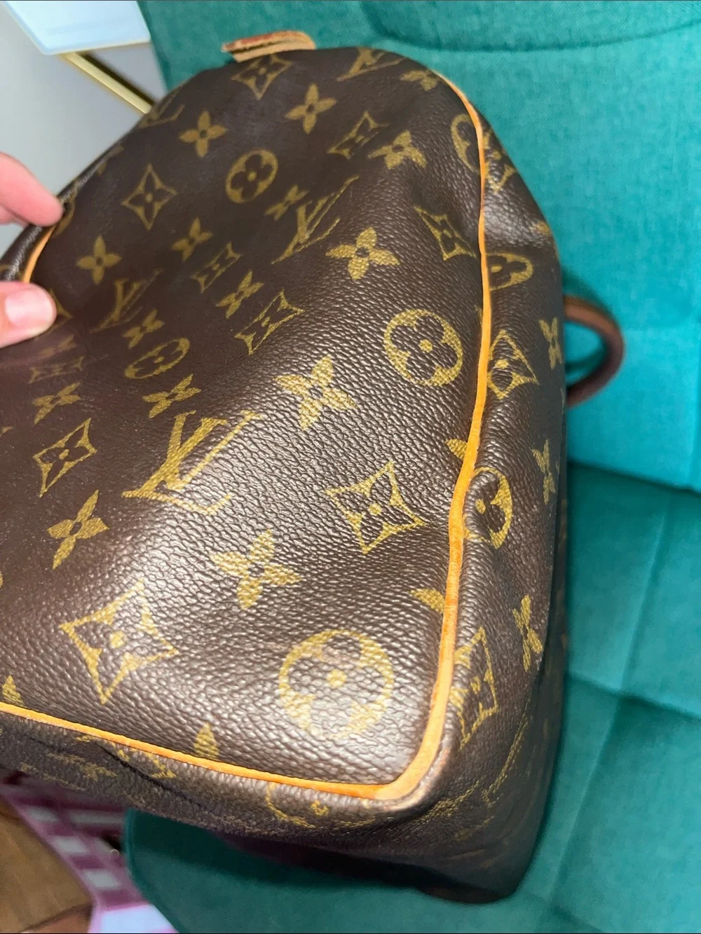 Louis Vuitton Monogram Speedy 40